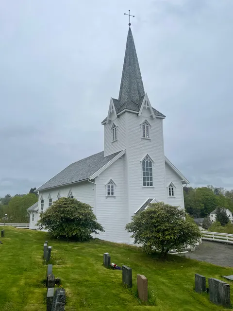 Seremonisted: Ask kirke.