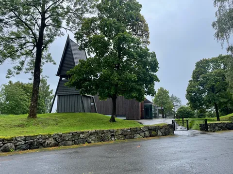Seremonisted: Eiksmarka kirke.