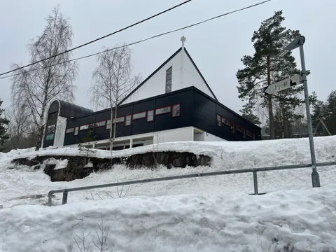 Seremonisted: Fjell kirke.