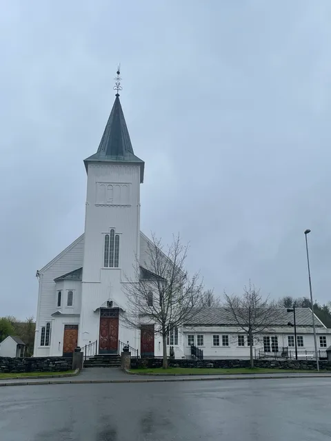 Seremonisted: Fjell kyrkje.