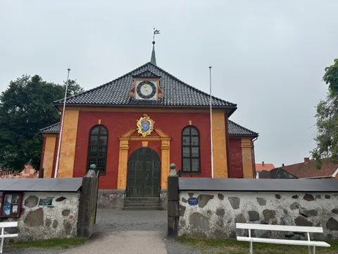 Seremonisted: Fredriksvern kirke.