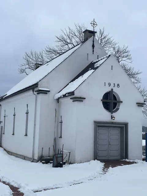 Seremonisted: Hurum kapell.