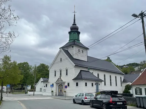 Seremonisted: Laksevåg kirke.
