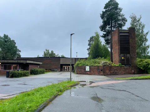 Seremonisted: Østerås kirke.