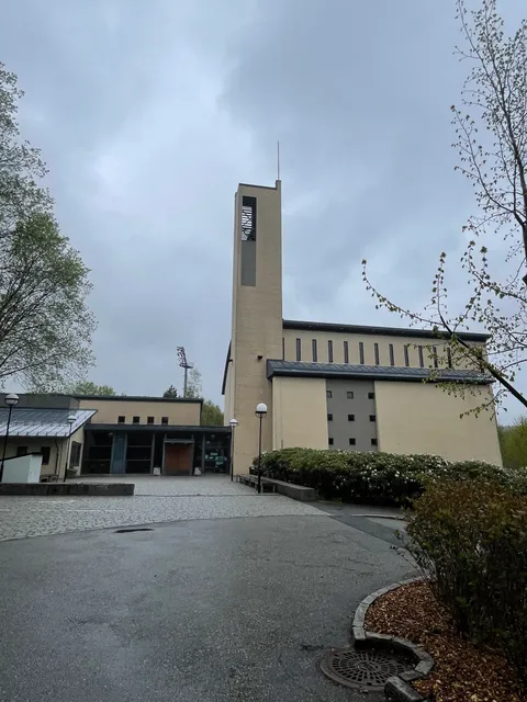 Seremonisted: Sælen kirke.